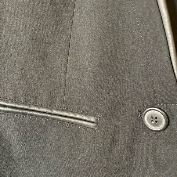 *NWT* LOFT Black Blazer with Leather Detail - Picture 3 of 7